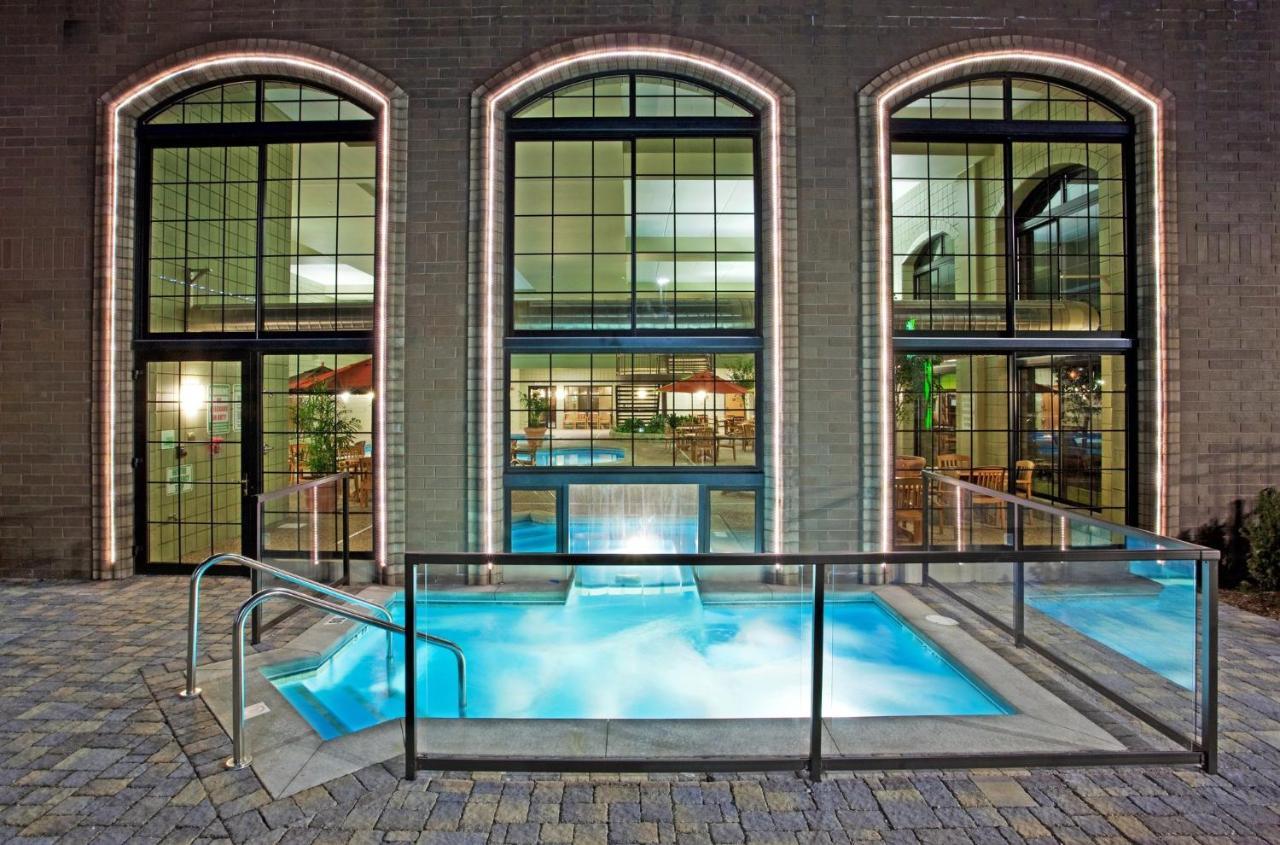Holiday Inn Midland By Ihg Экстерьер фото